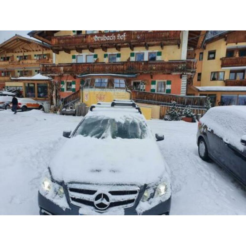 Dakdragers Mercedes E klasse w212 origineel incl ski dragers