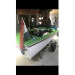 Leuke boot met motor incl trailer zeer goede staat!