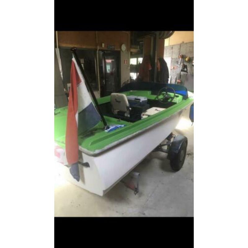 Leuke boot met motor incl trailer zeer goede staat!