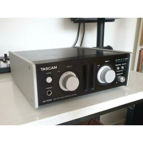Tascam UH-7000 interface/ mic preamp