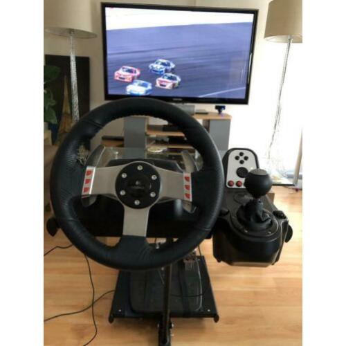 Playstation 3+ g27 stuur en pedalen en tafel