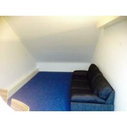 Elst, nette bewoners/sters gezocht voor 3 kamer studio