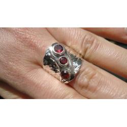 925 zilver design ring met granaat maat 19 1/4 - RESERVE