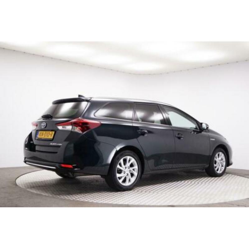 Toyota Auris Touring Sports 1.8 Hybrid Executive Navi Camera