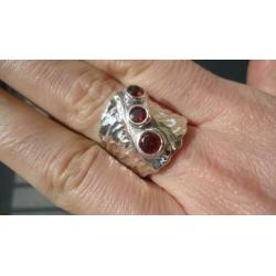 925 zilver design ring met granaat maat 19 1/4 - RESERVE