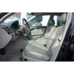 Mercedes-Benz E-klasse 320 AVANTGARDE , LEDER, LUCHTVERING,