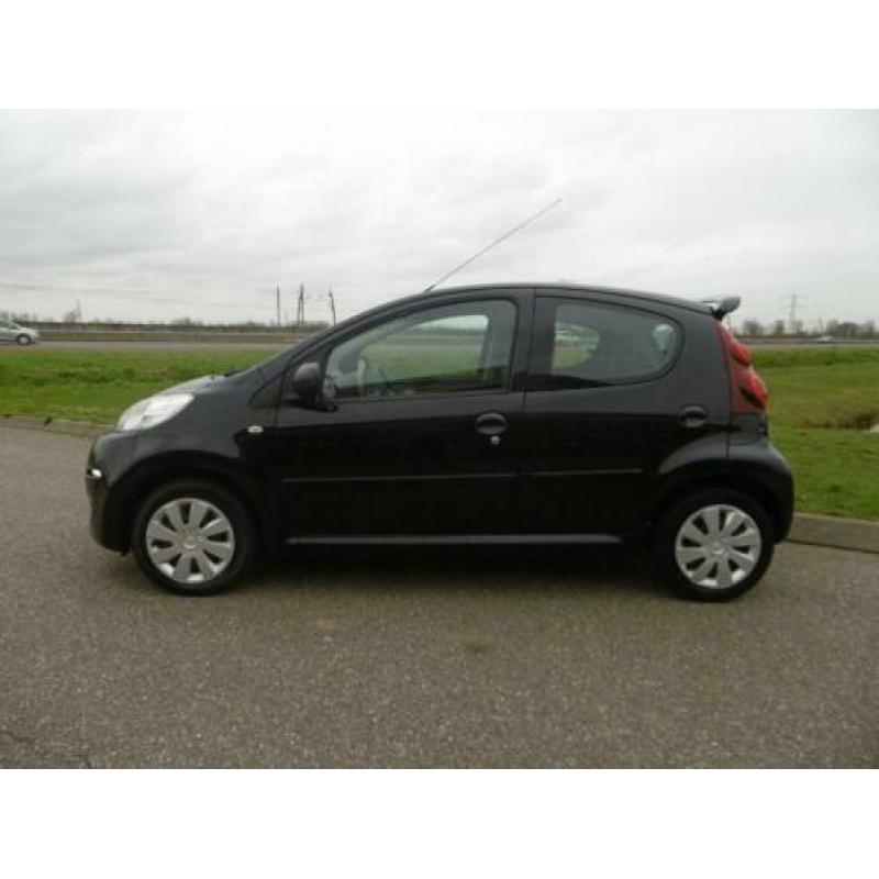 Peugeot 107 1.0 Active Airco, APK 20-02-2020
