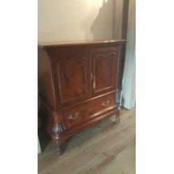 Mooie oude antieke mahonie tv kast.