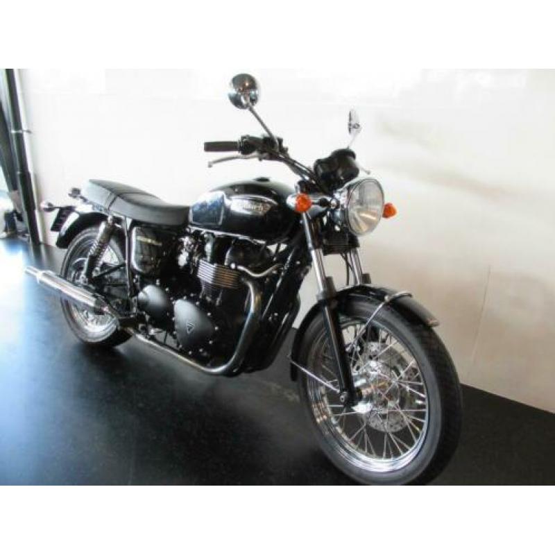 Triumph BONNEVILLE (bj 2007)