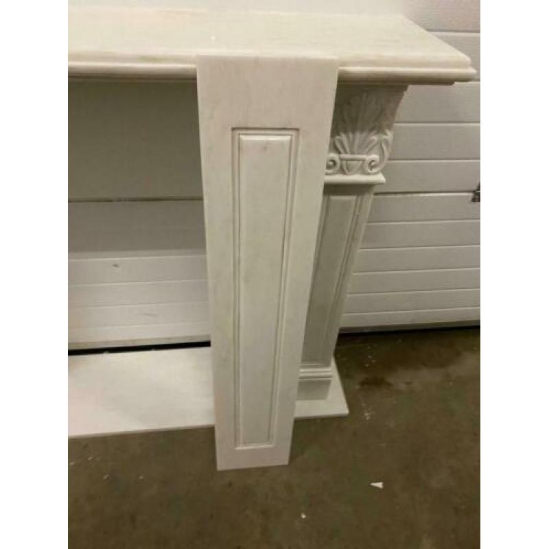 Crème kleur marmer schouw