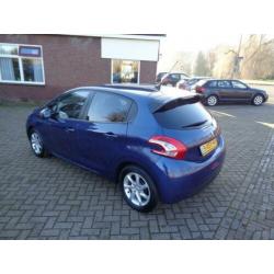 Peugeot 208 1.2 e-VTi Style AUTOMAAT NAVIGATIE CRUISE