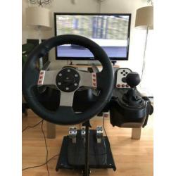 Playstation 3+ g27 stuur en pedalen en tafel