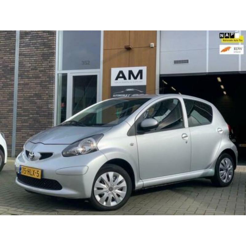 Toyota Aygo 1.0-12V + | nwe koppeling | airco | nwe apk |