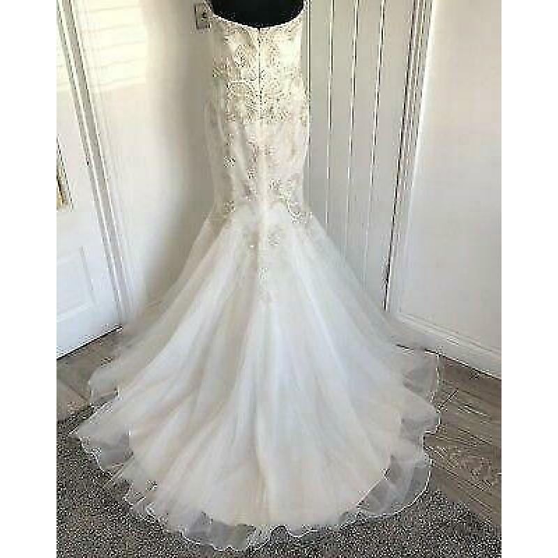 Mermaid fishtail strpless glitter enzoani weddingdress