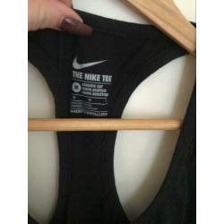 ZGAN Nike sport top maat M