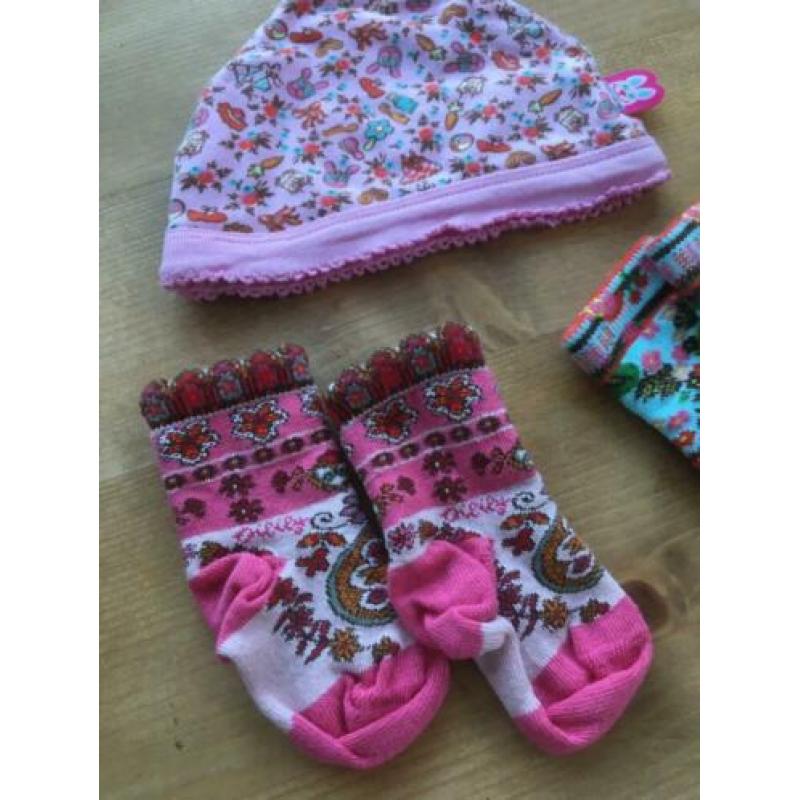 OILILY babyset mutsje en sokjes NIEUW