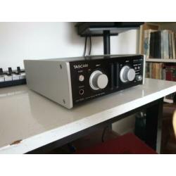 Tascam UH-7000 interface/ mic preamp