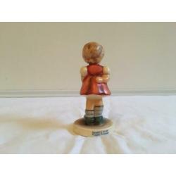 Hummel Goebel, meisje met popje.