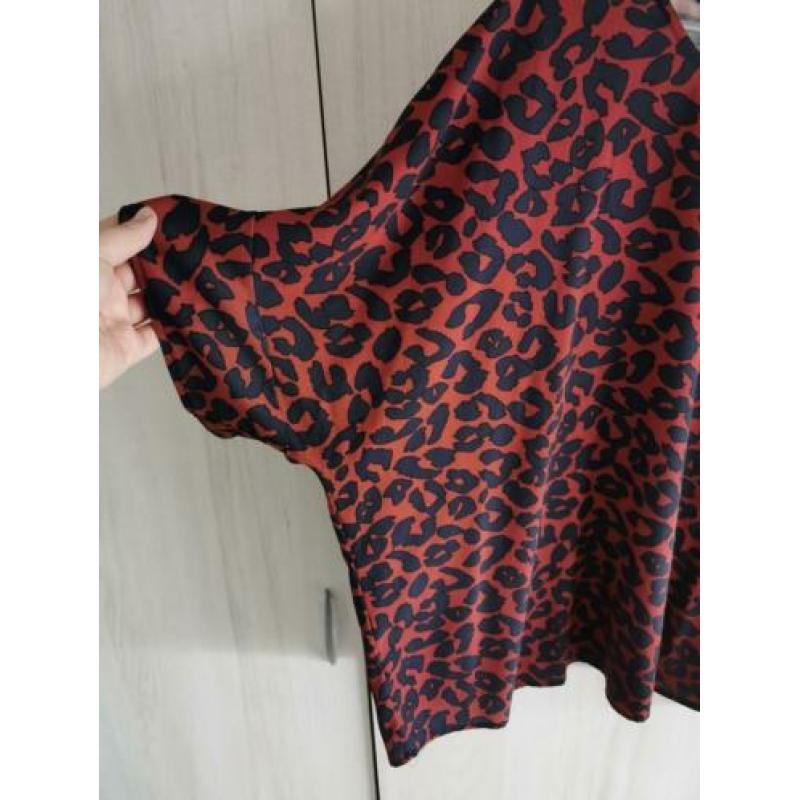Blouse/ tuniekje leopard Maat 52