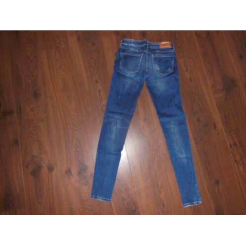 Jeans Revelation maat 28 Sting