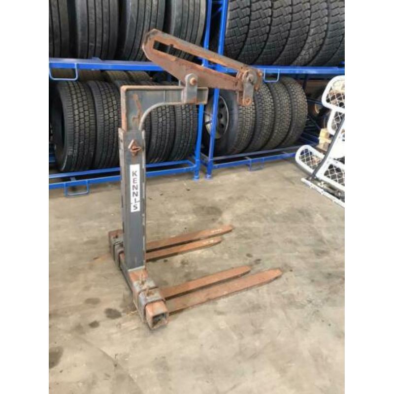 Pallet haak kennis 2002 met 4 lepels