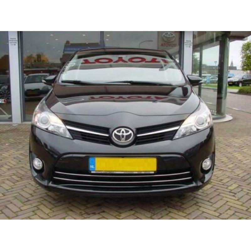 Toyota Verso 1.8 VVT-i Aspiration Automaat (bj 2016)