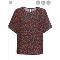 Blouse/ tuniekje leopard Maat 52