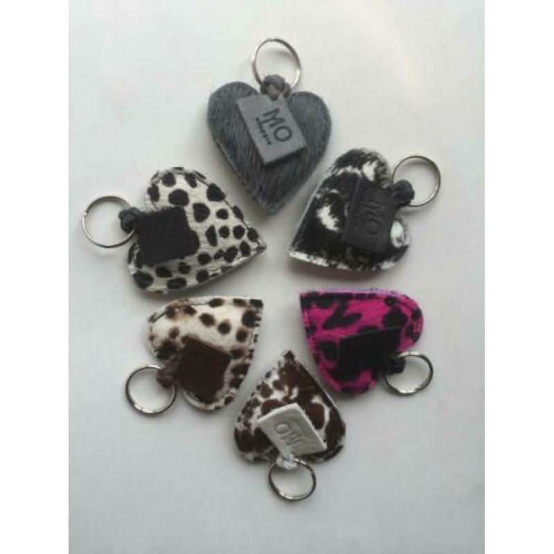 Leren sleutelhanger hartje vacht + personalisatie