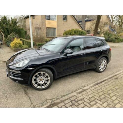 Porsche Cayenne 3.0 V6 Diesel Tiptronic S 2011 Zwart
