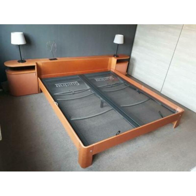 Auping Auronde 2 persoons bed 180x200 Kersen hout