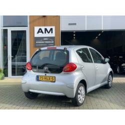 Toyota Aygo 1.0-12V + | nwe koppeling | airco | nwe apk |