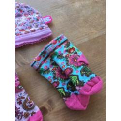 OILILY babyset mutsje en sokjes NIEUW
