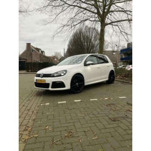 Volkswagen Golf 1.4 TSI R20 Bodykit