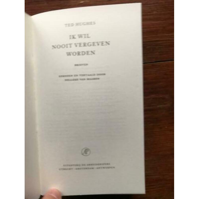 Ted Hughes Ik wil nooit vergeven worden privé-domein nr. 275