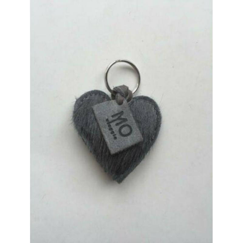 Leren sleutelhanger hartje vacht + personalisatie