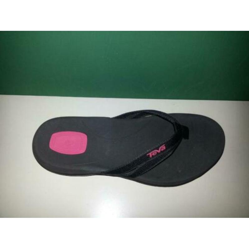 Teva slippers maat 37