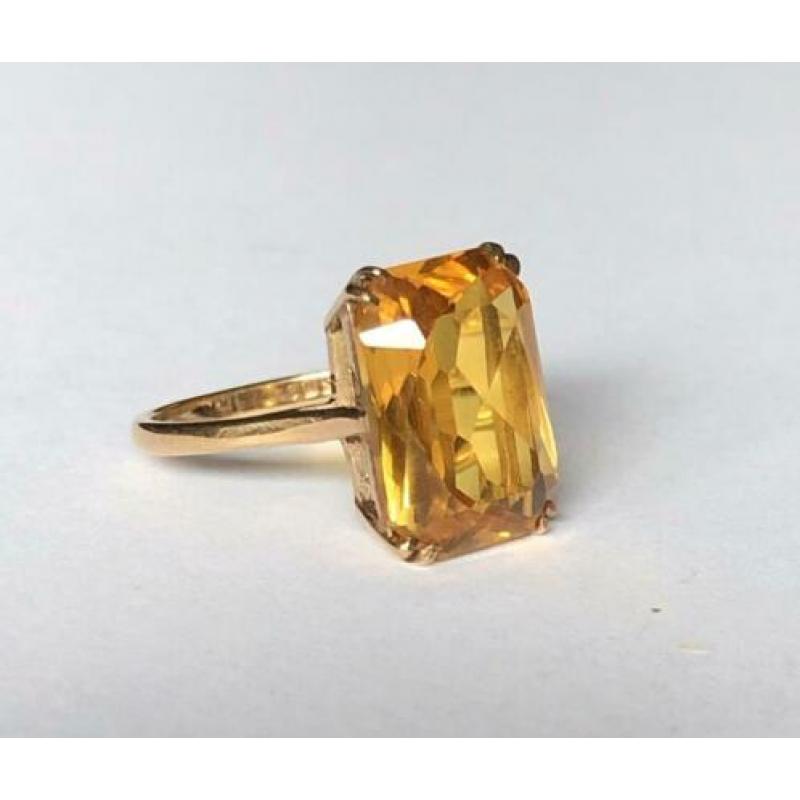 9 karaat gouden ring topaas maat 16