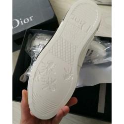 Dior B23