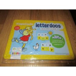 Magnetisch letterdoos rompompom van Zwijsen .