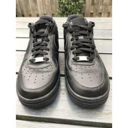 Nike Air Force Black ( Maat 43 )