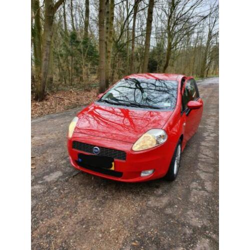Fiat Punto 1.4 16V 3DR 2006 Rood