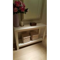 Massieve grenen sidetable / haltafel afgelakt ral 9010