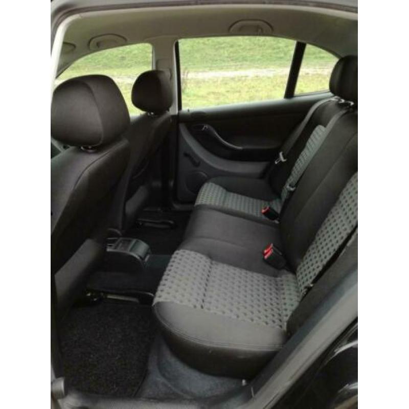 Seat Leon 1.6 Sport Zwart APK 1-21 cruisecontrol airco 6cd