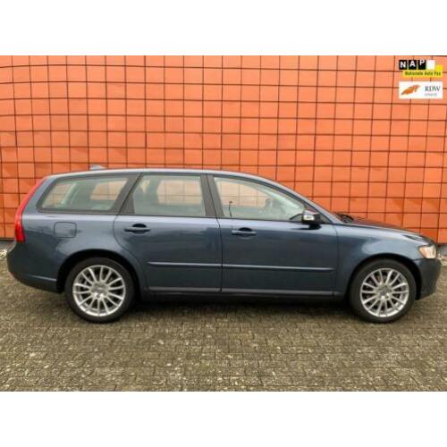 Volvo V50 2.4i Edition II 180.195km/170PK/5-cilinder/Leer/Pa
