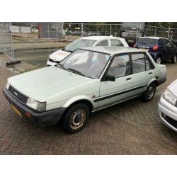 Toyota Corolla 1.3 GL . (bj 1985, automaat)