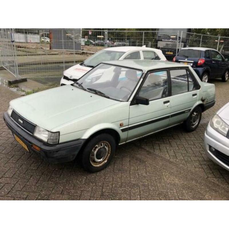 Toyota Corolla 1.3 GL . (bj 1985, automaat)