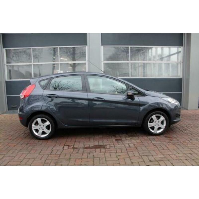 Ford Fiesta 1.25 Trend + OH HISTORIE/AIRCO/VERW. VOORRA