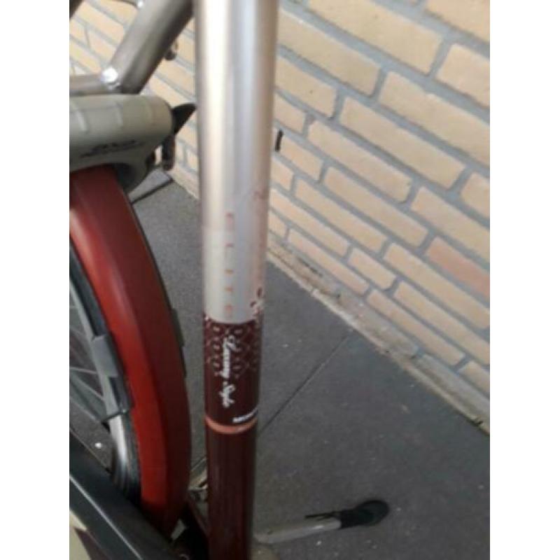 Montego Luxury Elite 28 " met Shimano 8 speed