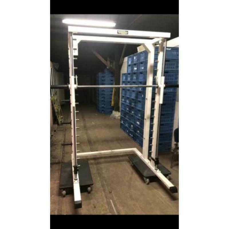 Dit weekend afhalen technogym smith machine voor 700€