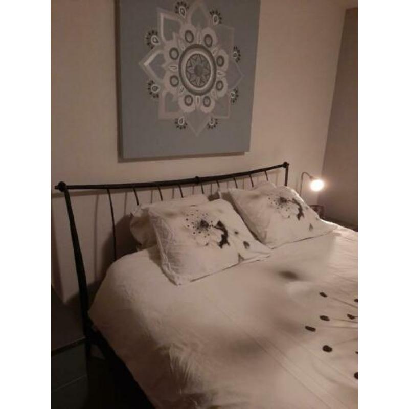Smeedijzeren bedframe te koop